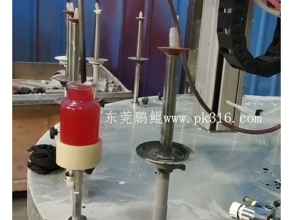 是什么原因让更多蓝狮注册使用玻璃瓶内喷涂机？